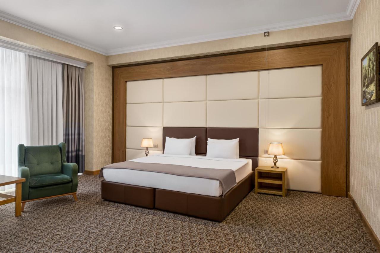 Hotel Wyndham Baky Esterno foto
