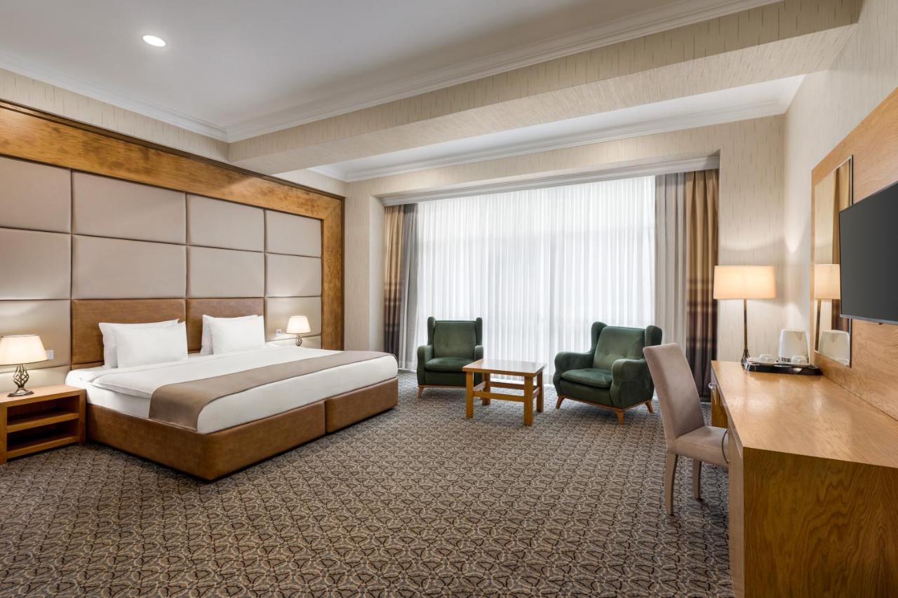 Hotel Wyndham Baky Esterno foto