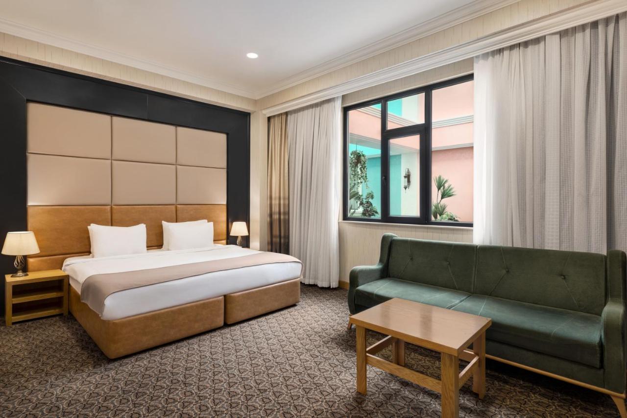Hotel Wyndham Baky Esterno foto