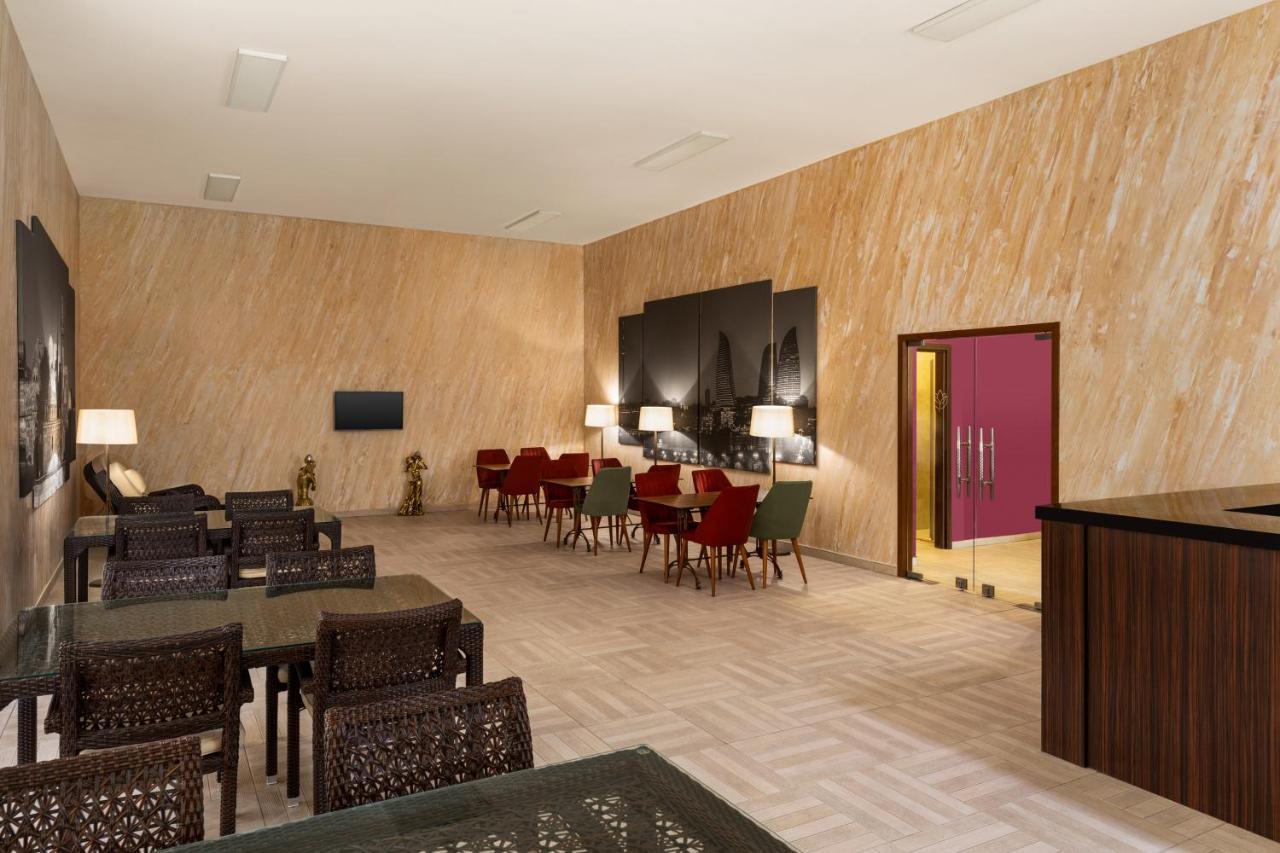 Hotel Wyndham Baky Esterno foto