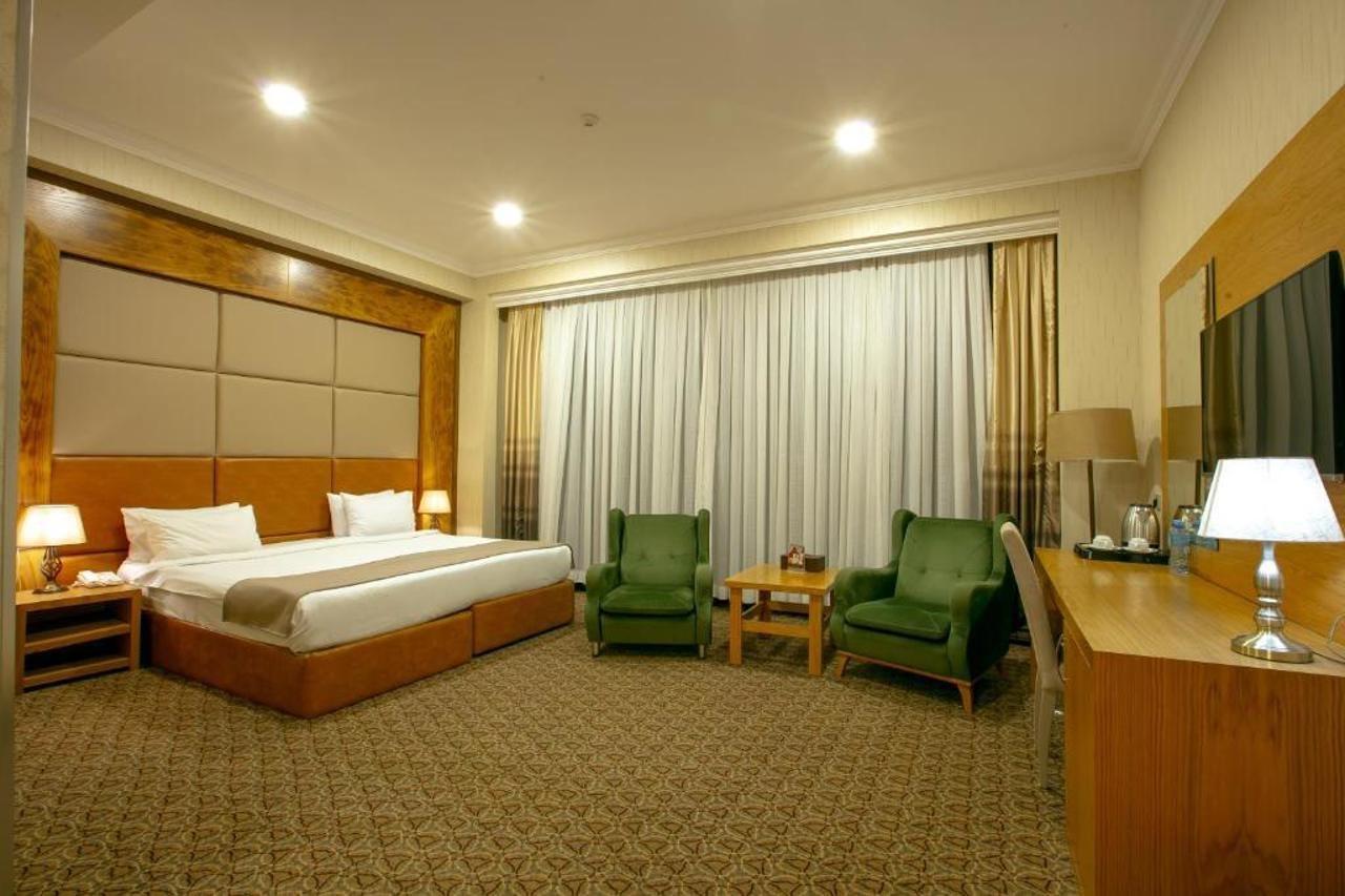 Hotel Wyndham Baky Esterno foto